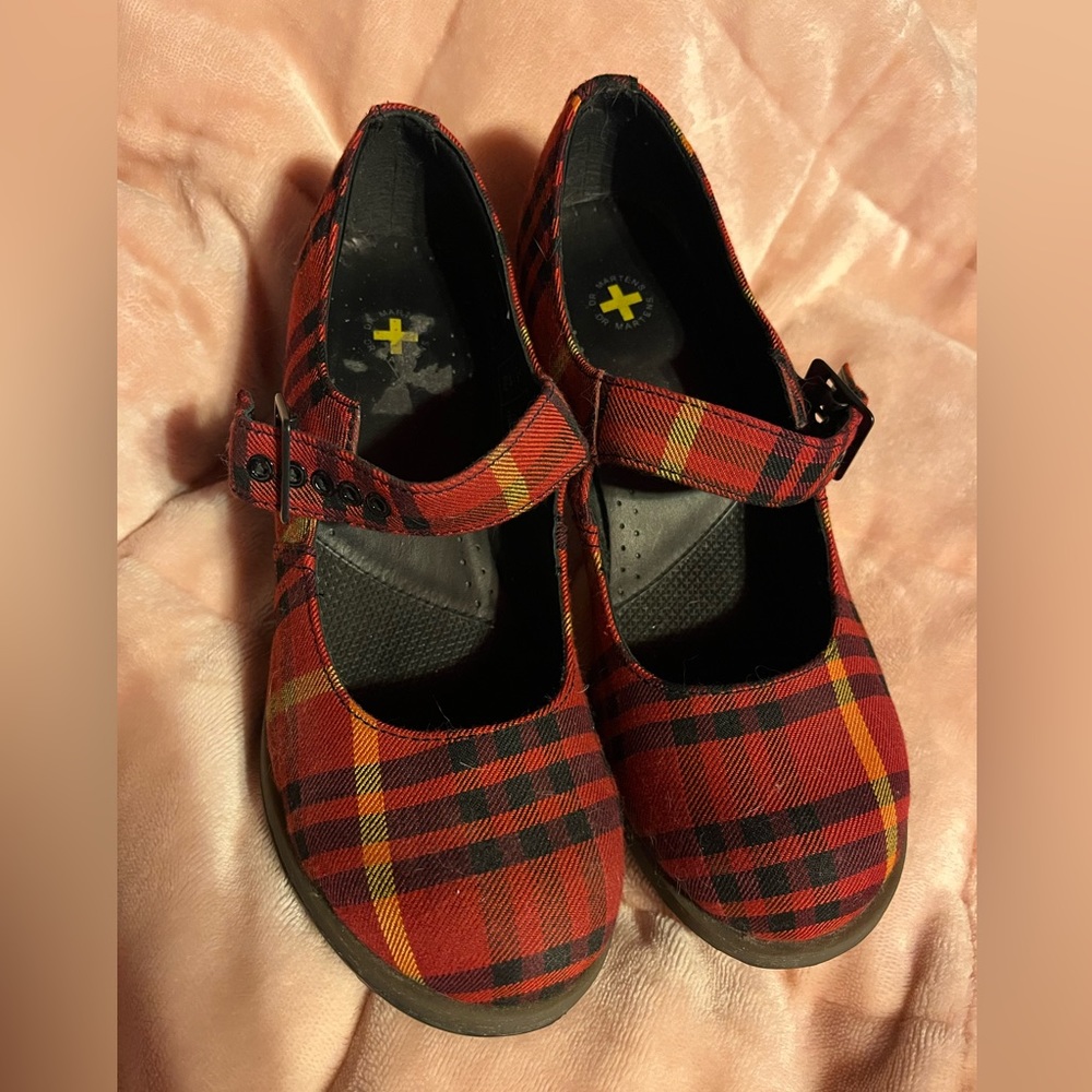 🥀♥️Incredibly rare Plaid Marlena Dr Martens♥️🥀
